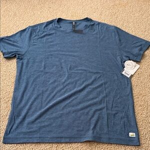 Vuori Mens Tshirt